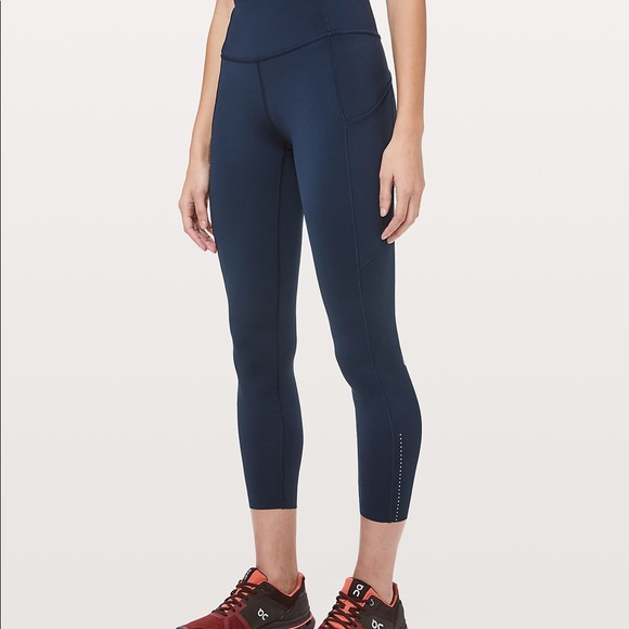 lululemon athletica Pants - Lululemon navy leggings fast and free